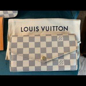 Louis Vuitton Damier Azur Neverfull Pochette